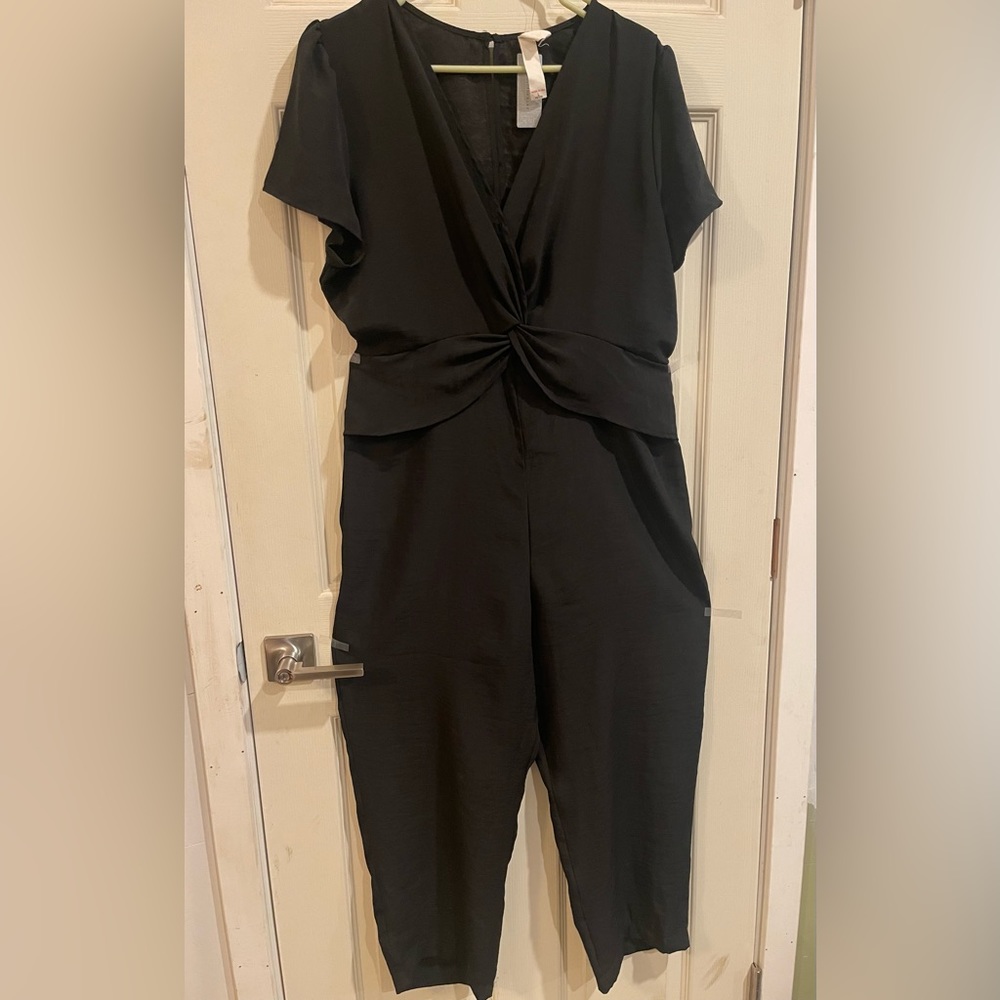 New!!! Black Anthropologie Jumpsuit size Large
